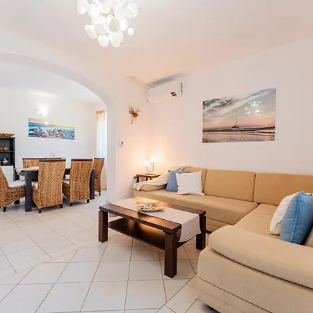 Сasa de vacaciones Alka Hvar